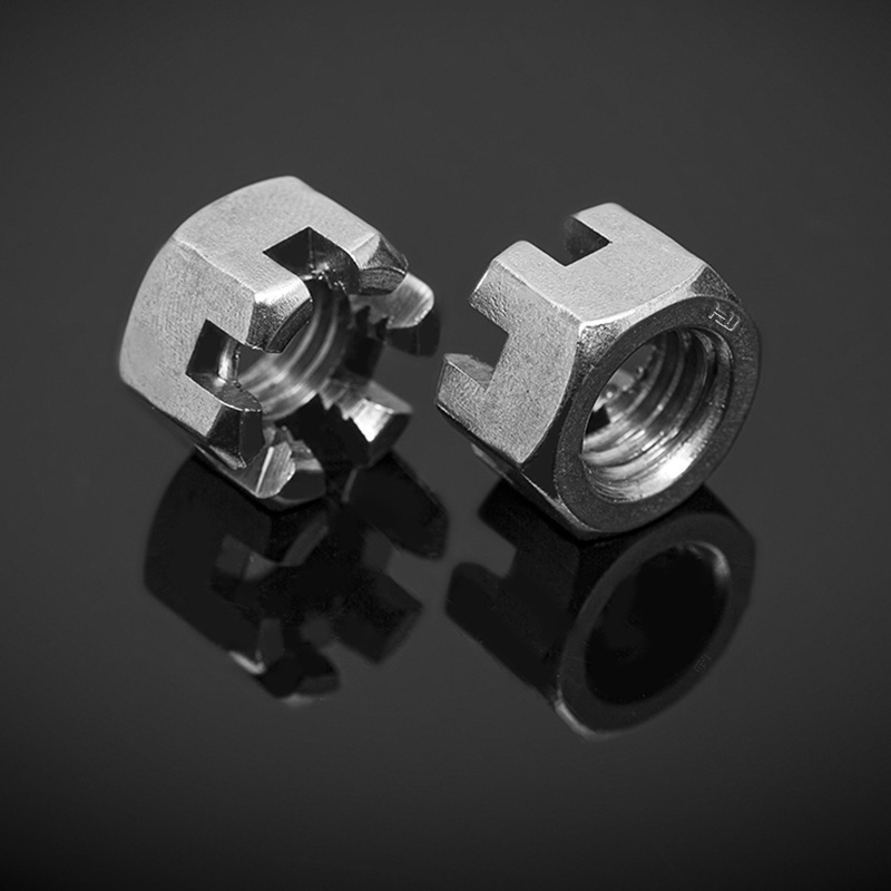 DIN 439 Nehrdzavejúca oceľ Šesťhranné tenké matice so skosením